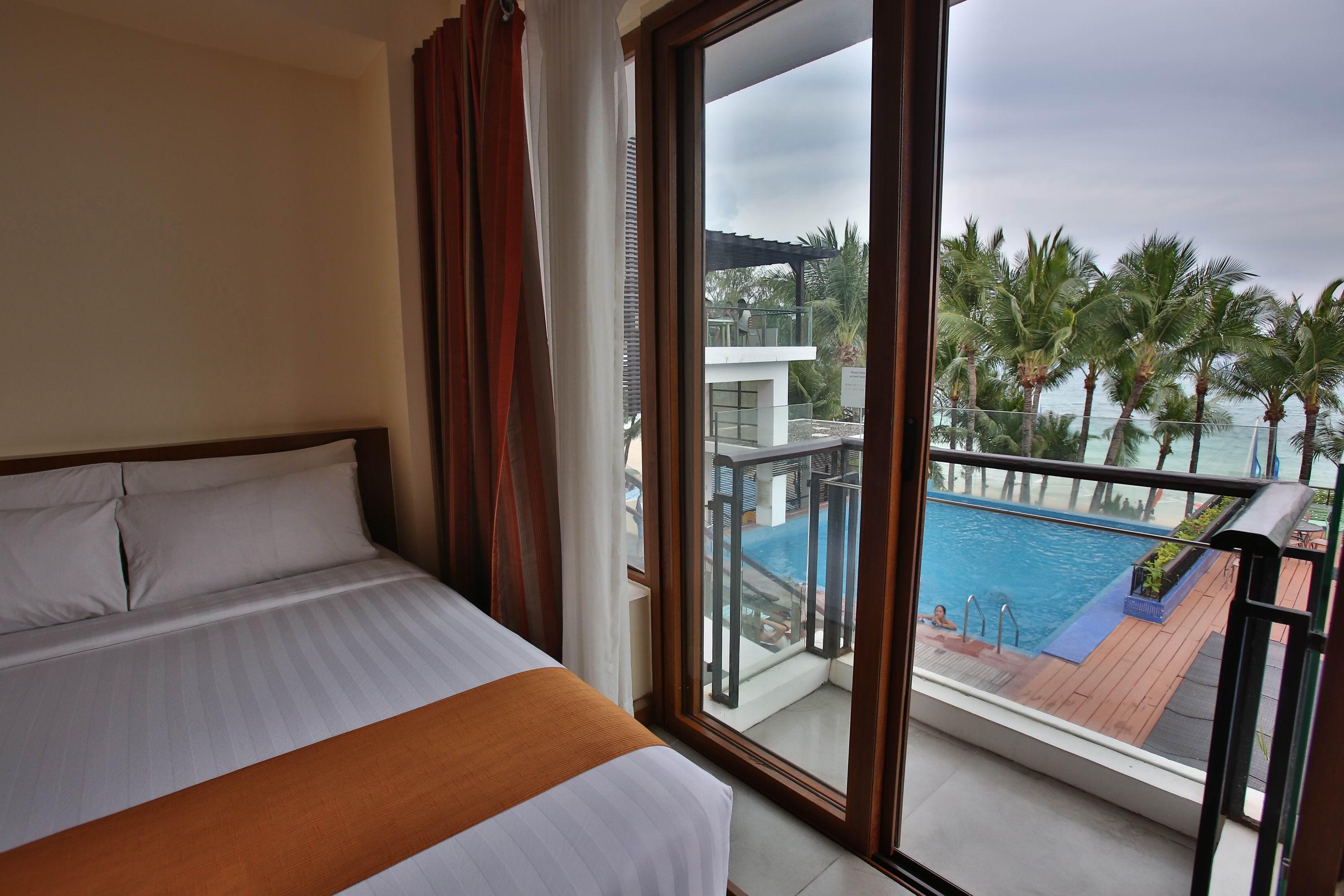 CROWN REGENCY BEACH RESORT BORACAY PROMO A :ROOM,  TRANSFER, INSURANCE + FREEBIES**  boracay Packages